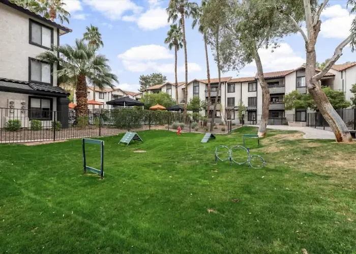 Chill 2br Near Asu, Pool, Grill, Parking,pet Frndly * Tempe