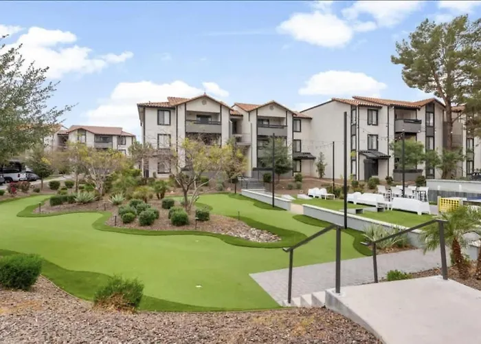 Chill 2br Near Asu, Pool, Grill, Parking,pet Frndly Apartment Tempe